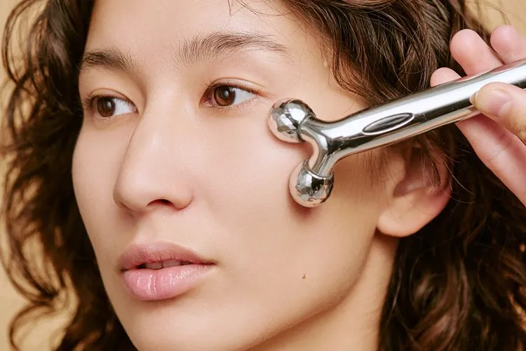 Beauty devices NuFace microcurrent and K18 hair treatment